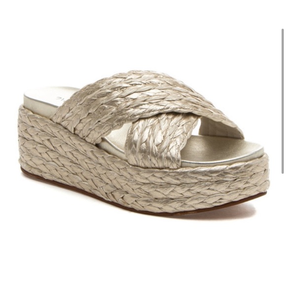 NWT J/SLIDES QUIVER Light Gold Raffia Sandal - Picture 2 of 14